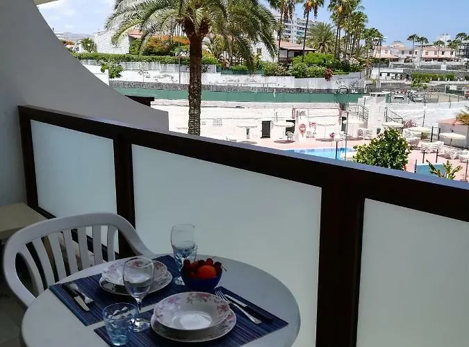 Glamour Near Yumbo Center