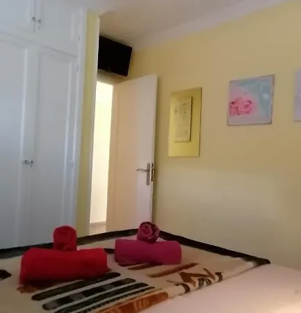 Glamour Near Yumbo Center *