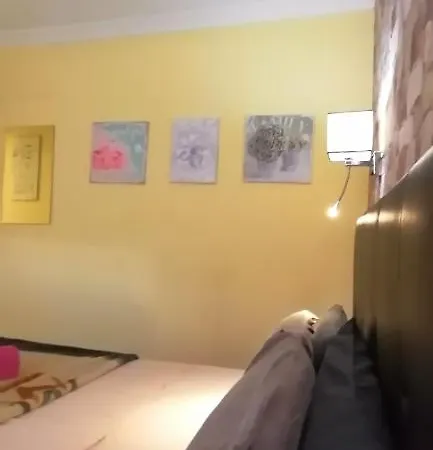 Glamour Near Yumbo Center Apartamento *