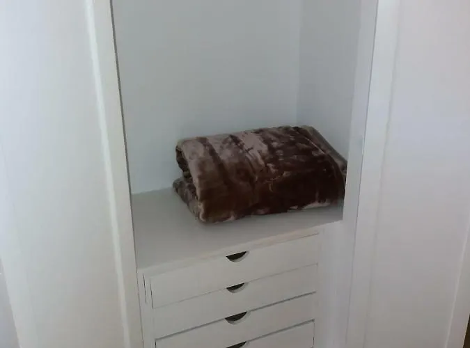 Glamour Near Yumbo Center Apartment